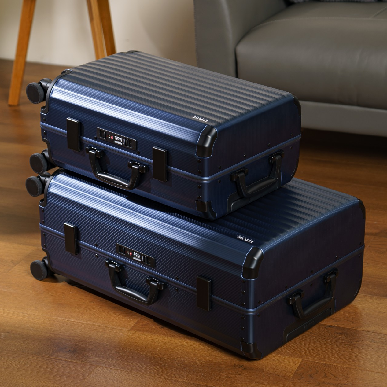 SPACE Aluminum Suitcase Navy Trendportss