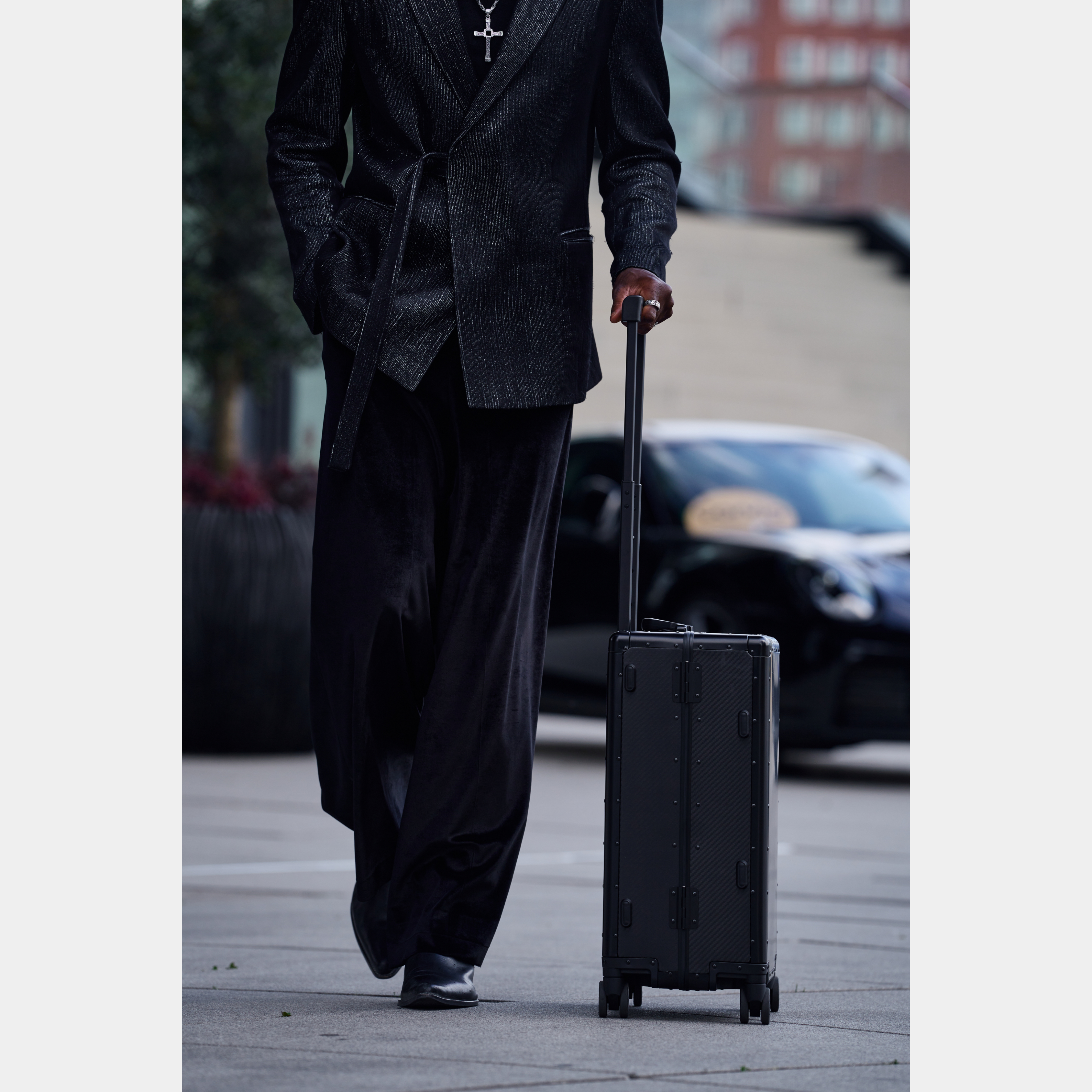 Carbon X 2.0 Carbon Fiber Suitcase Black