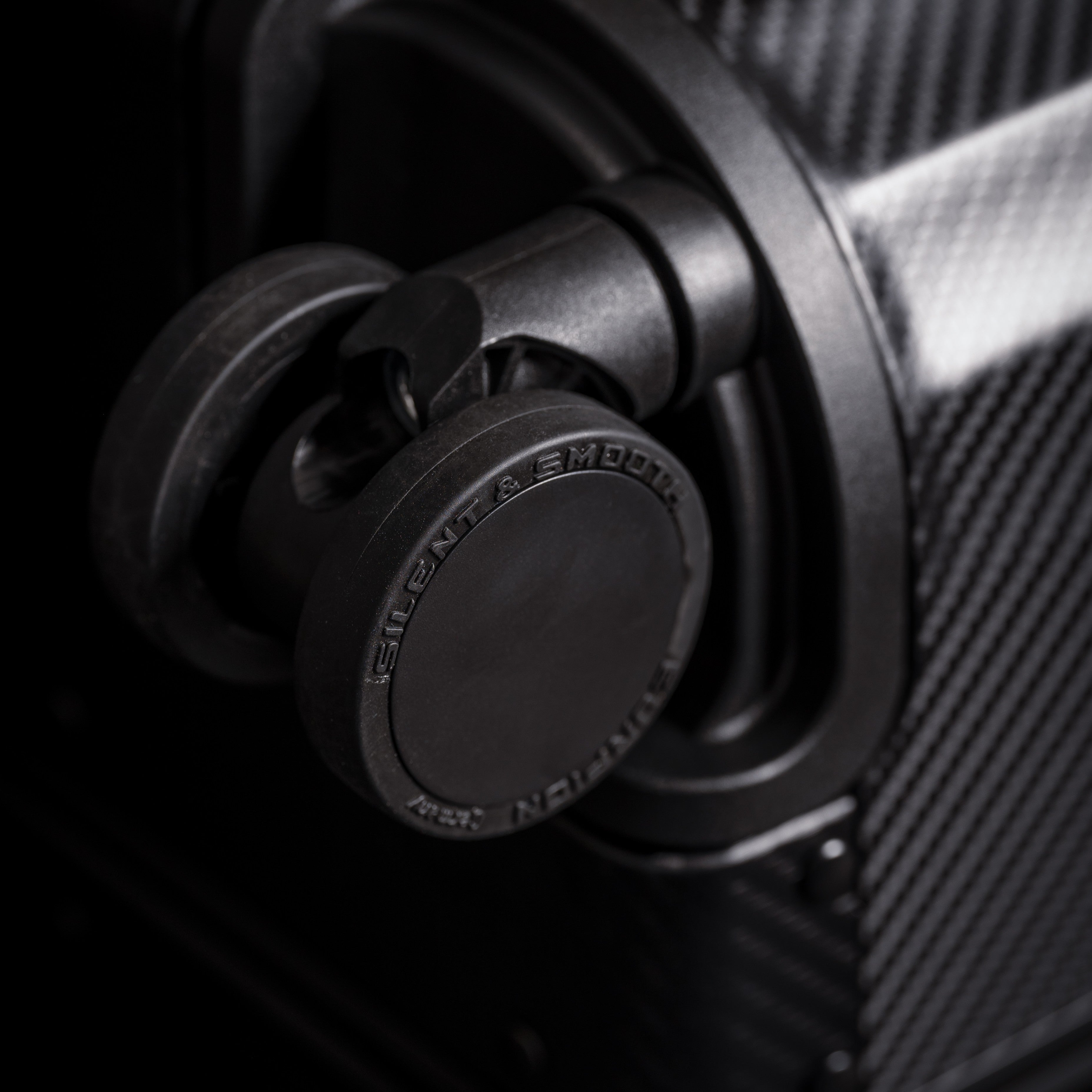 SPACE Aluminum Suitcase Black