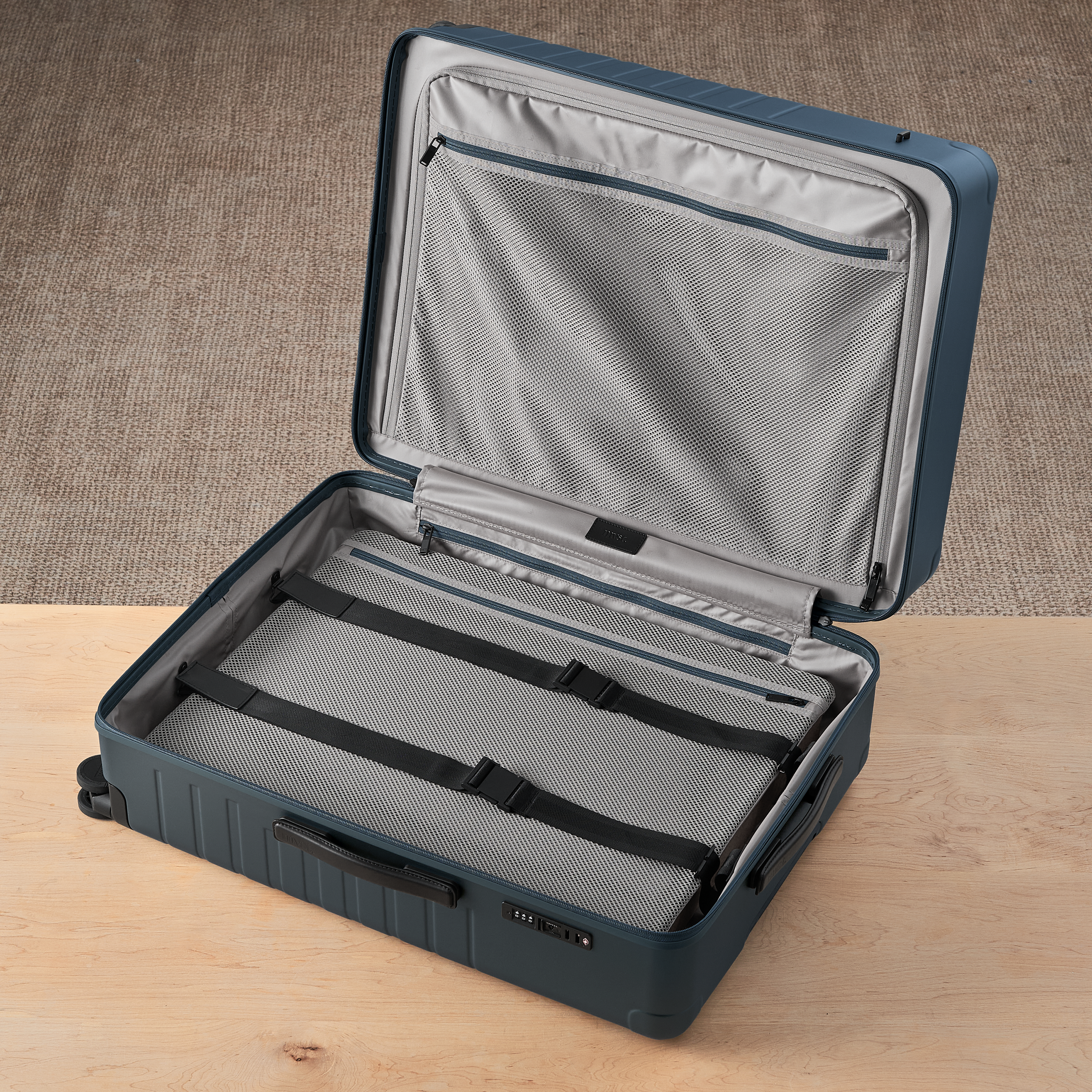 Essential Collection Suitcase Navy Blue Trendportss#size_Large