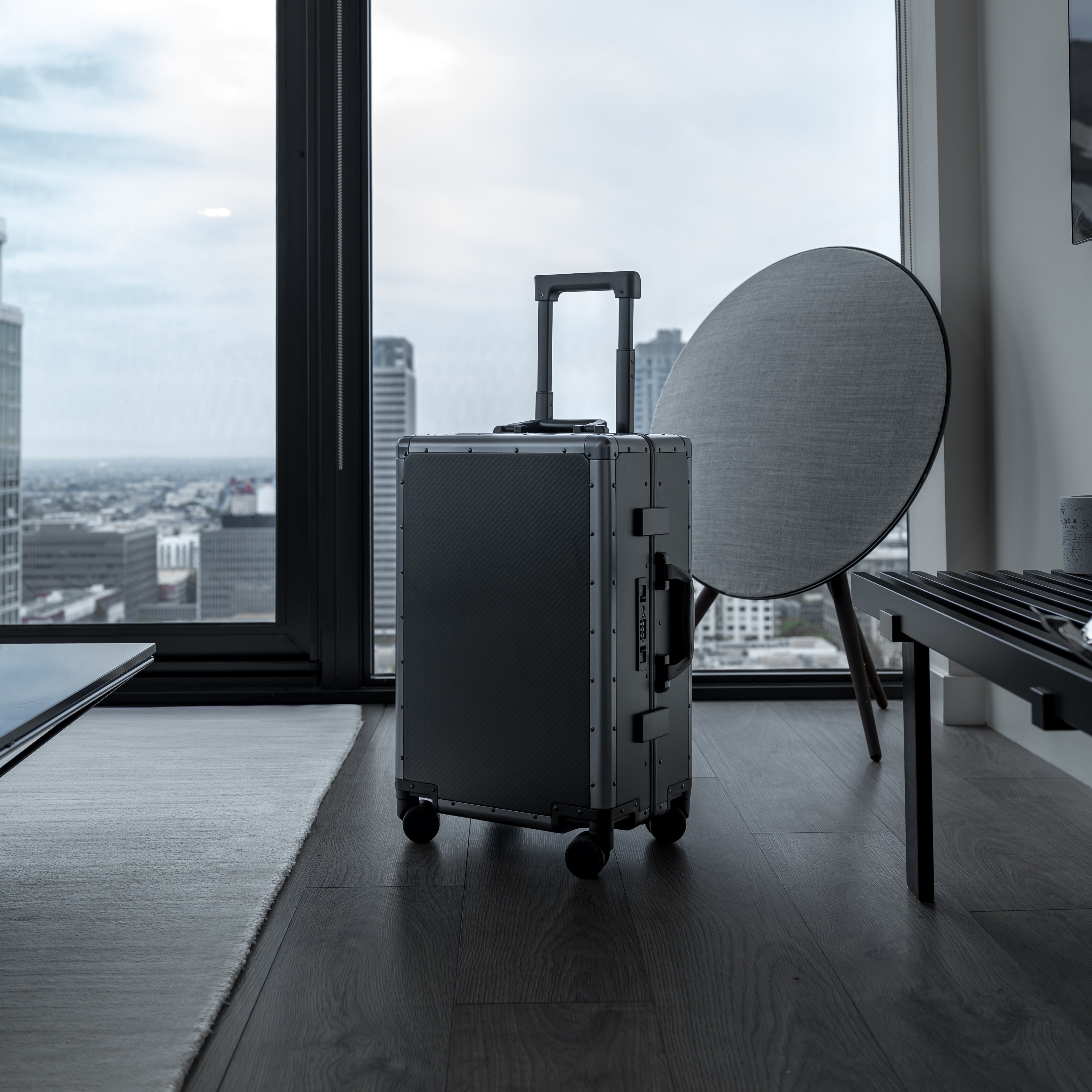 Carbon X 2.0 Carbon Fiber Suitcase Gunmetal