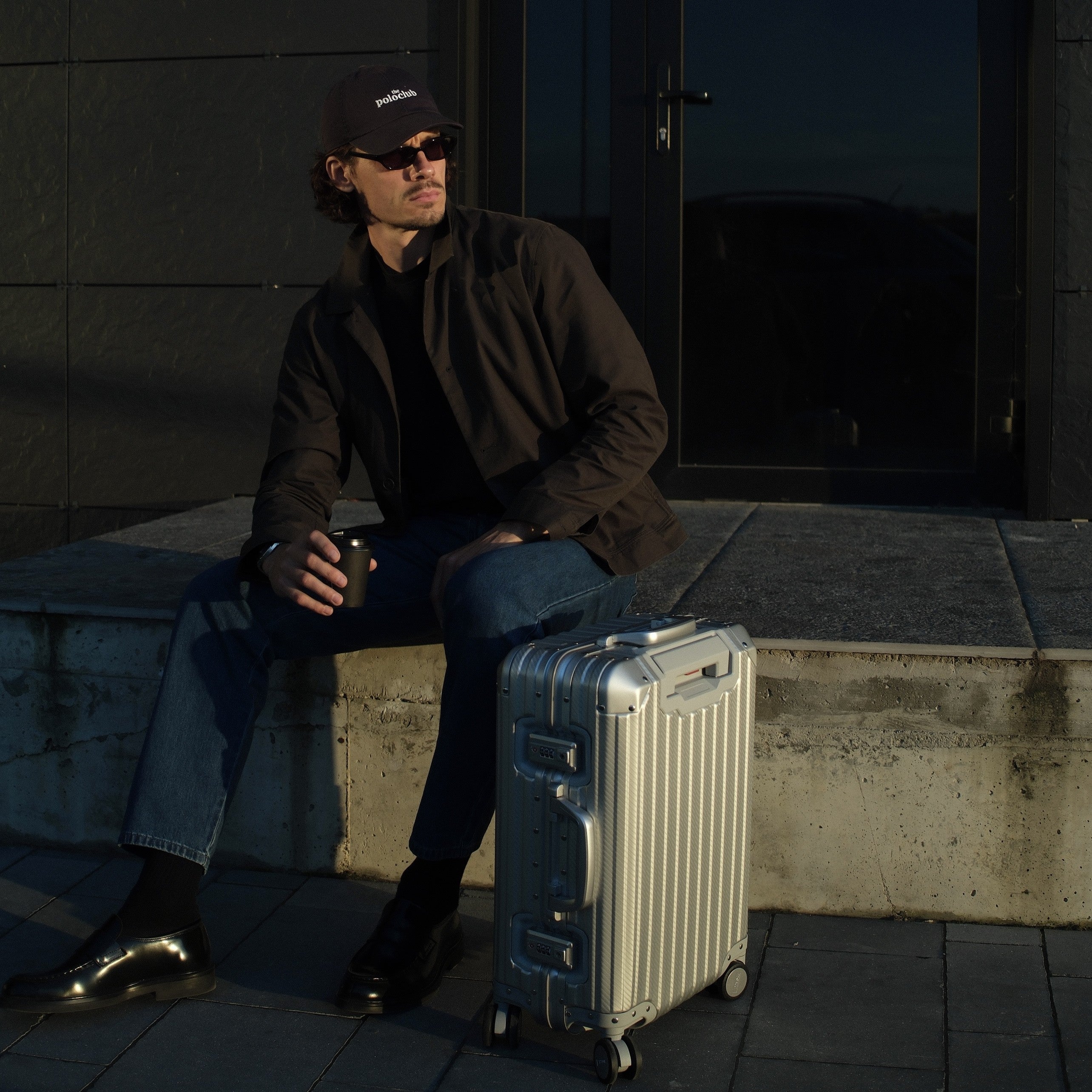 TREVA Aluminum Suitcase Silver