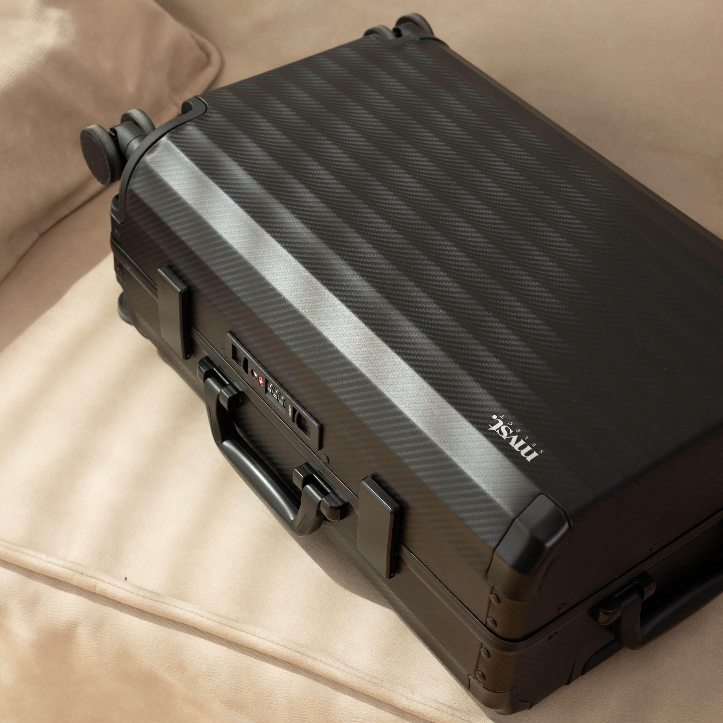 SPACE Aluminum Suitcase Black Trendportss