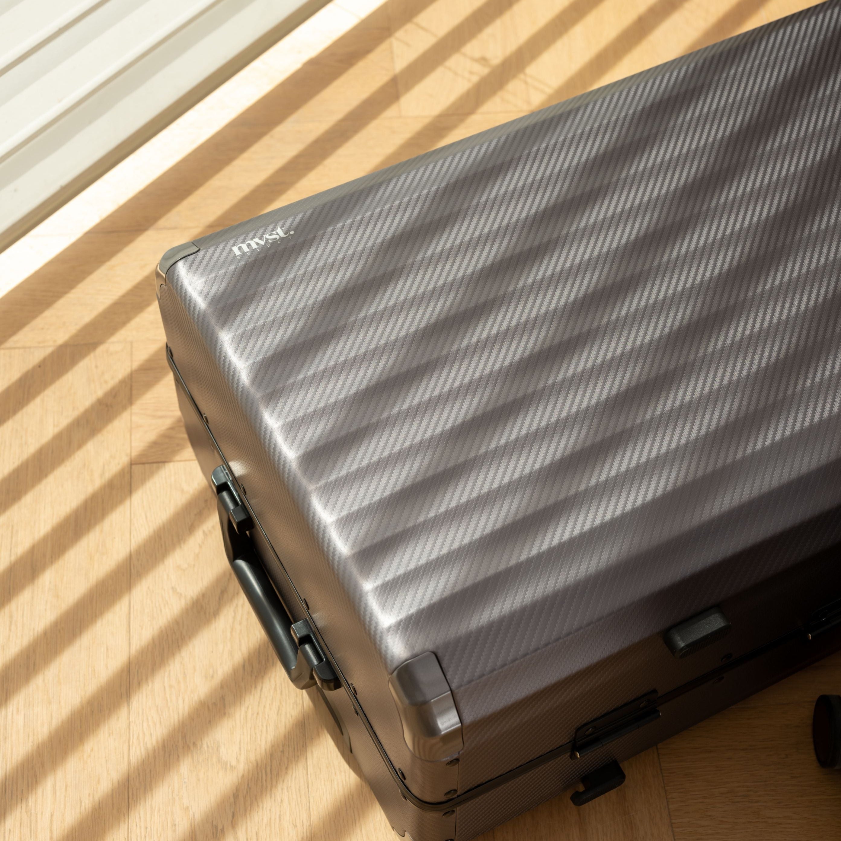 SPACE Aluminum Suitcase Gunmetal Trendportss